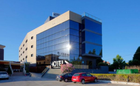  Hotel Las Terrazas & Suite  Альболоте